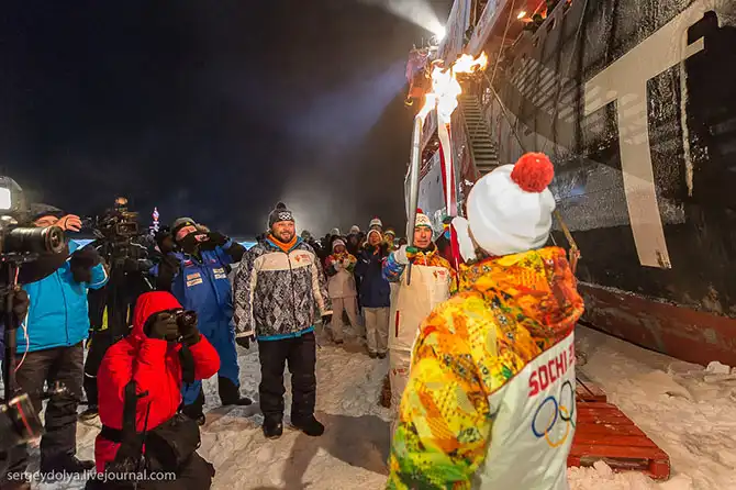 Как прошла эстафета Олимпийского огня на Северном полюсе