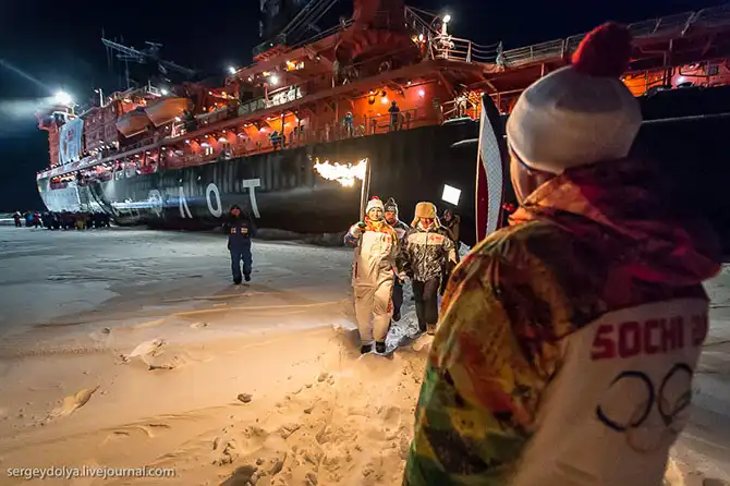 Как прошла эстафета Олимпийского огня на Северном полюсе