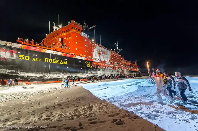 Как прошла эстафета Олимпийского огня на Северном полюсе