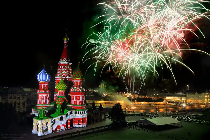 Виды со Спасской башни Московского Кремля