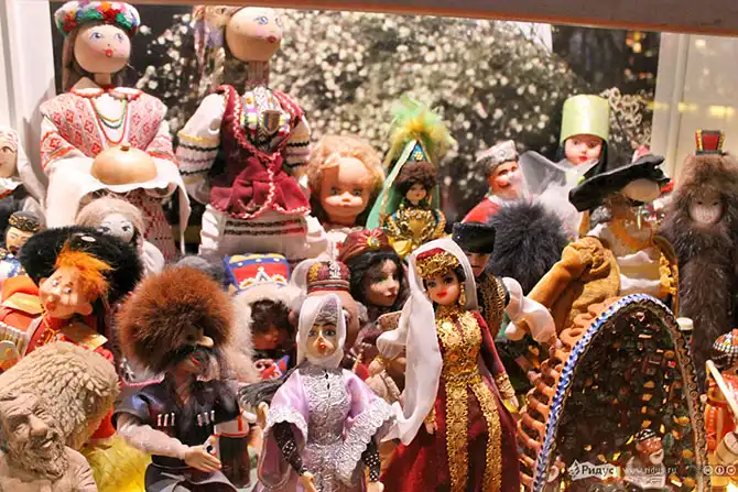 Экскурсия в музей «Поля чудес»