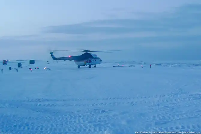 Как дети из Тундры в школу на вертолете летают...