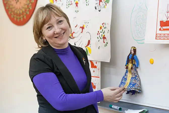 Как дети из Тундры в школу на вертолете летают...