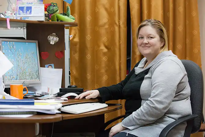 Как дети из Тундры в школу на вертолете летают...