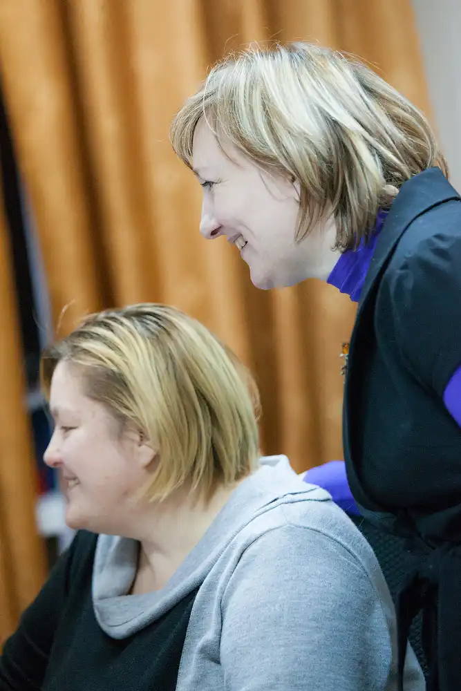 Как дети из Тундры в школу на вертолете летают...