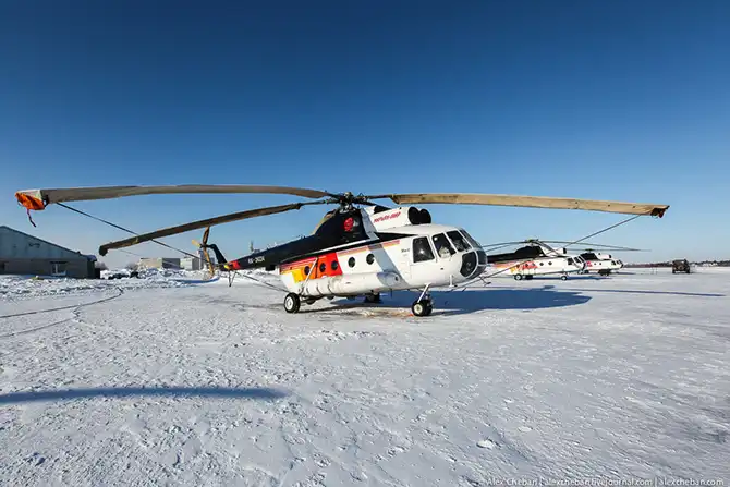 Как дети из Тундры в школу на вертолете летают...
