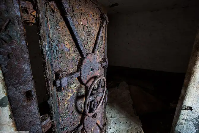 Заброшенная подземная военная база в Хорватии