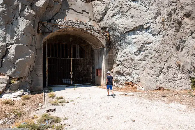 Заброшенная подземная военная база в Хорватии