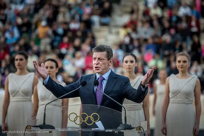 Путь Олимпийского огня из Греции в Москву