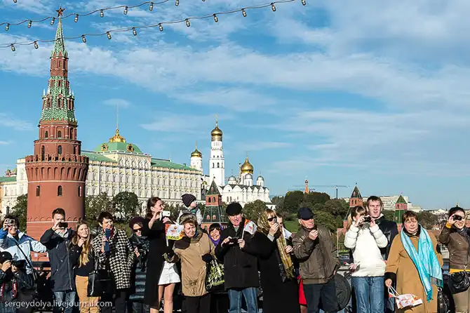 Путь Олимпийского огня из Греции в Москву
