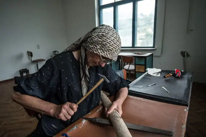 Как делают оружие в дагестанских мастерских