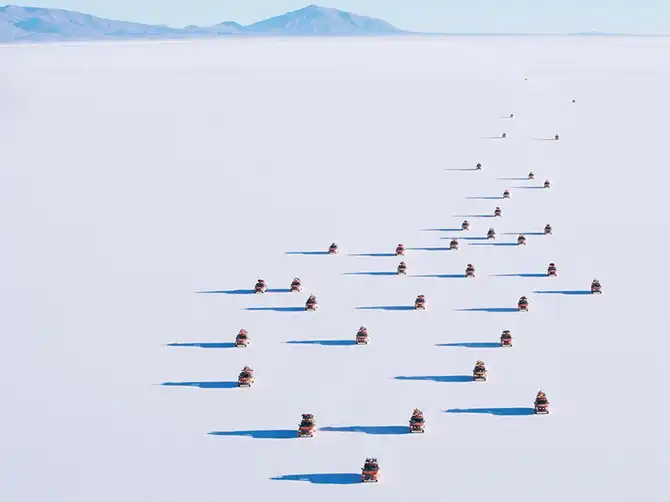 Путешествие по крупнейшей соляной пустыне мира