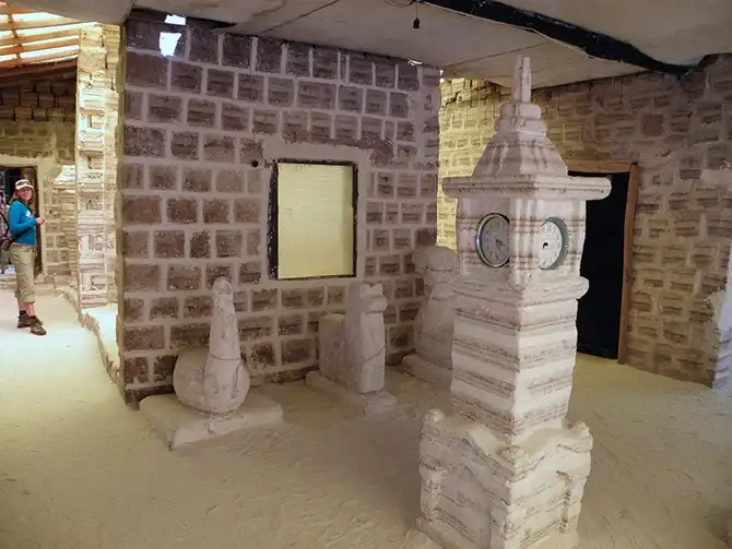 Путешествие по крупнейшей соляной пустыне мира