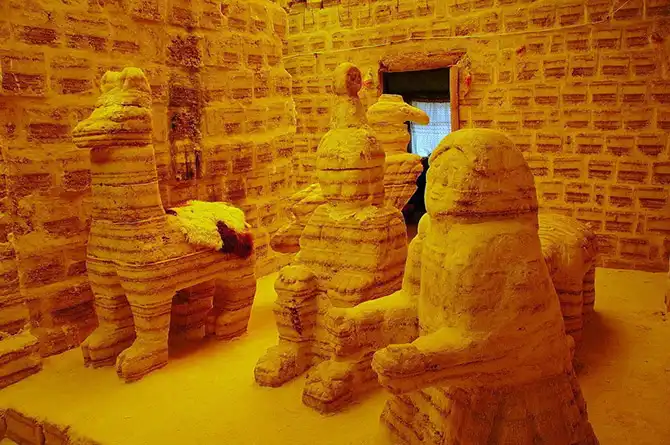 Путешествие по крупнейшей соляной пустыне мира