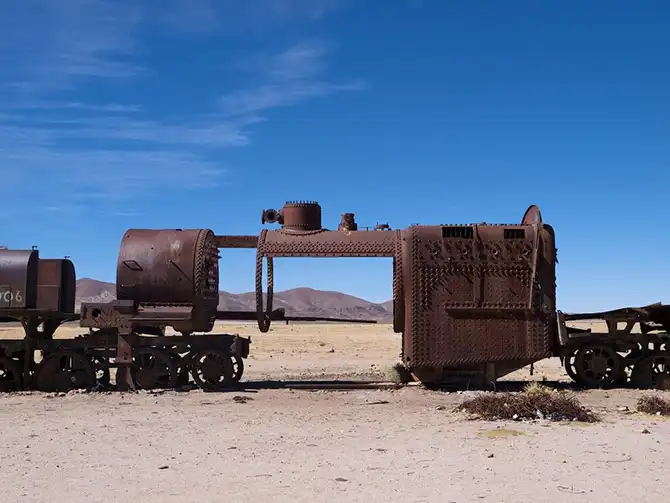 Путешествие по крупнейшей соляной пустыне мира