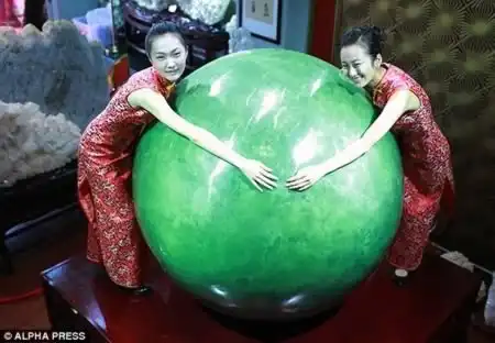 Самые удивительные драгоценные камни мира