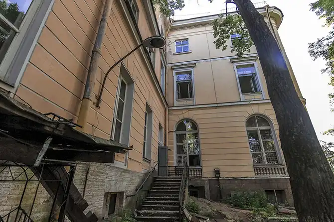 Заброшенное военно-инженерное училище