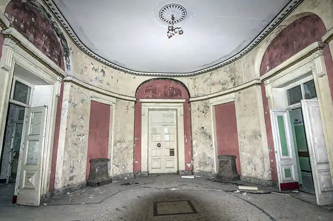 Заброшенное военно-инженерное училище