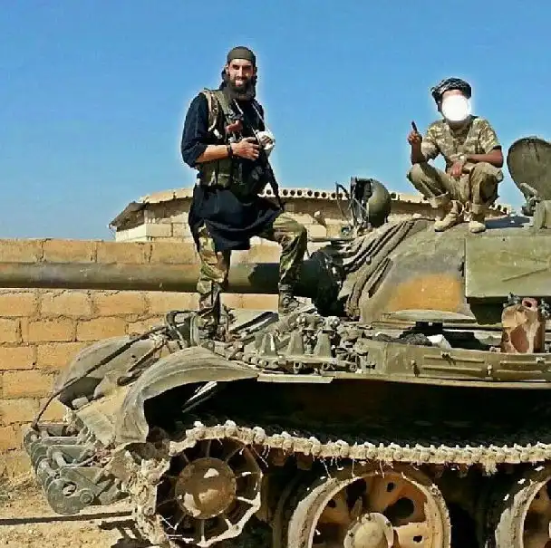 Сирийские повстанцы в социальных сетях