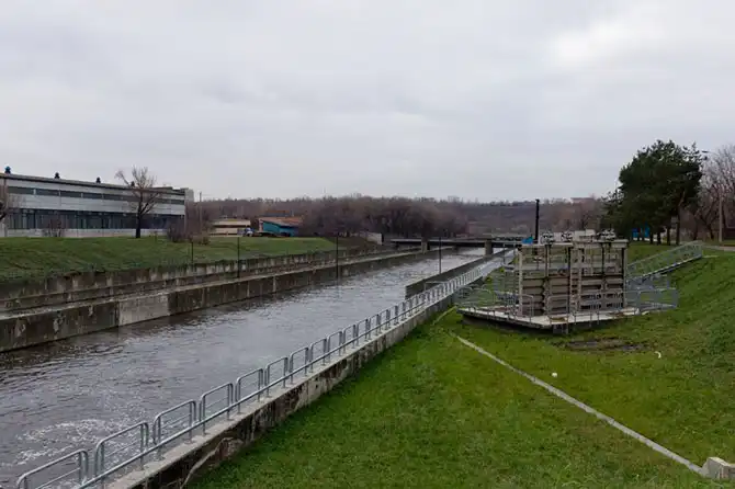 Как очищают сточную воду в Москве