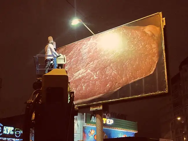 Лучшая наружная реклама осени 2013