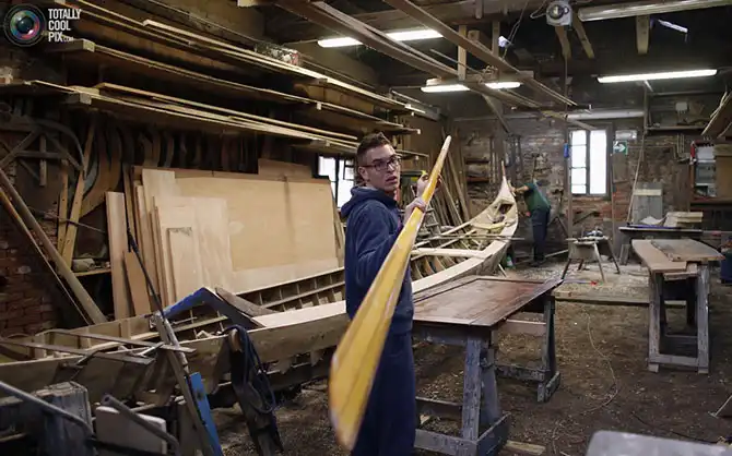 Как изготавливают гондолы в Венеции