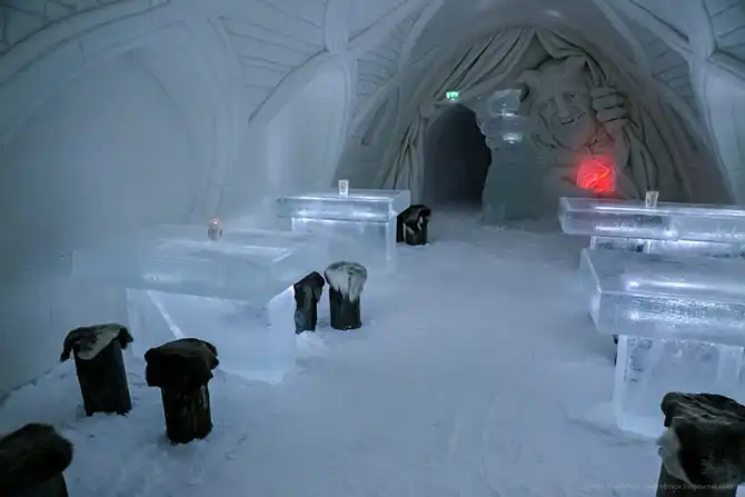 Путешествие по снежному замку в Кеми