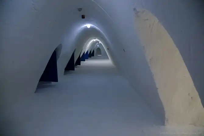 Путешествие по снежному замку в Кеми