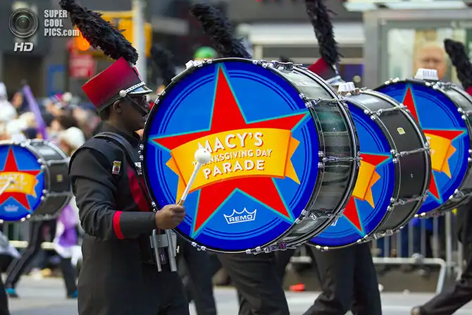 Как прошел парад в честь Дня благодарения в Нью-Йорке