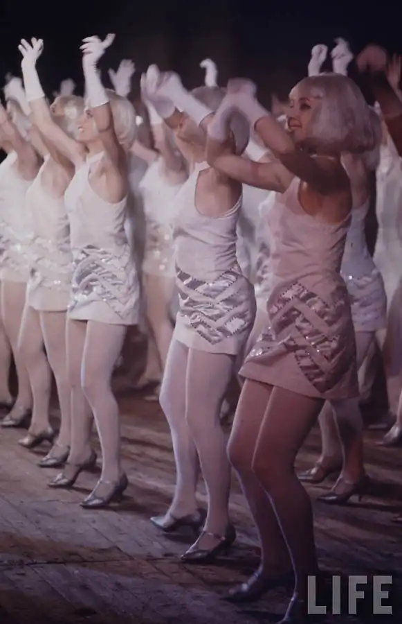 27 портретов эпохи “оттепели”