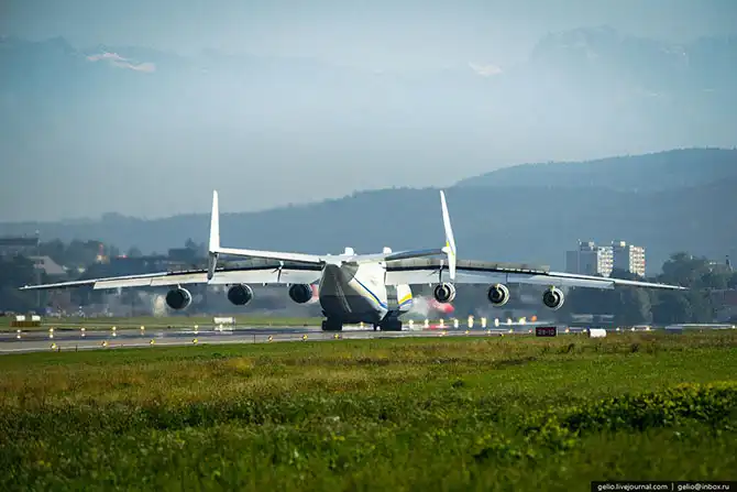 Ан-225 «Мрия» - самый большой самолет в мире