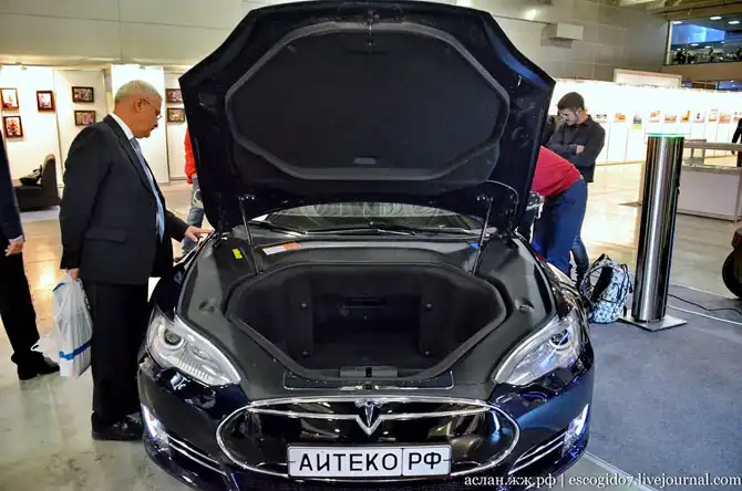 Как устроен электромобиль Tesla