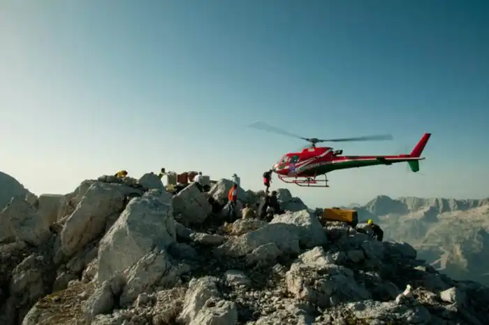 "Чилаут" для альпинистов на вершине Альп