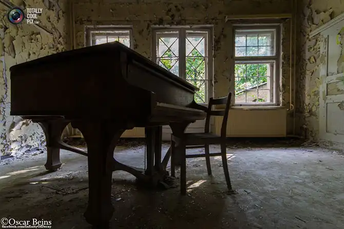 Заброшенные здания в объективе Оскара Бейнса