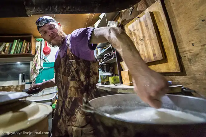 Быт буддийского монастыря на Урале