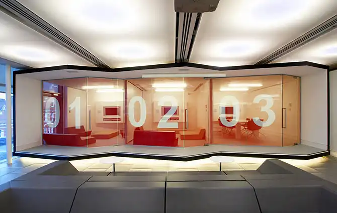 Штаб-квартира Red Bull в Лондоне