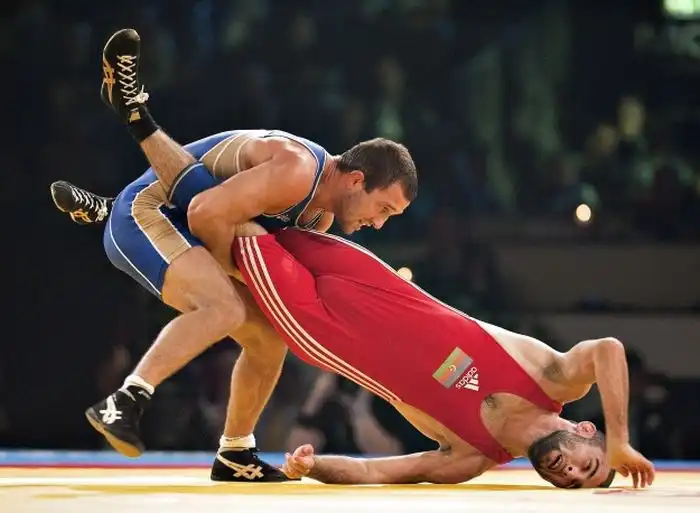 Знаменитый борец Бесик Кудухов погиб в автокатастрофе