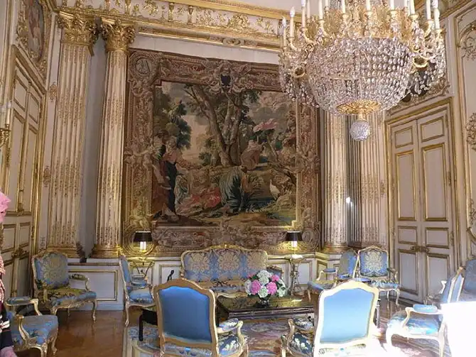 28 резиденций глав Первого и Второго мира