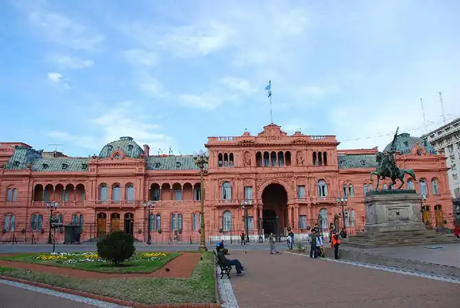 28 резиденций глав Первого и Второго мира