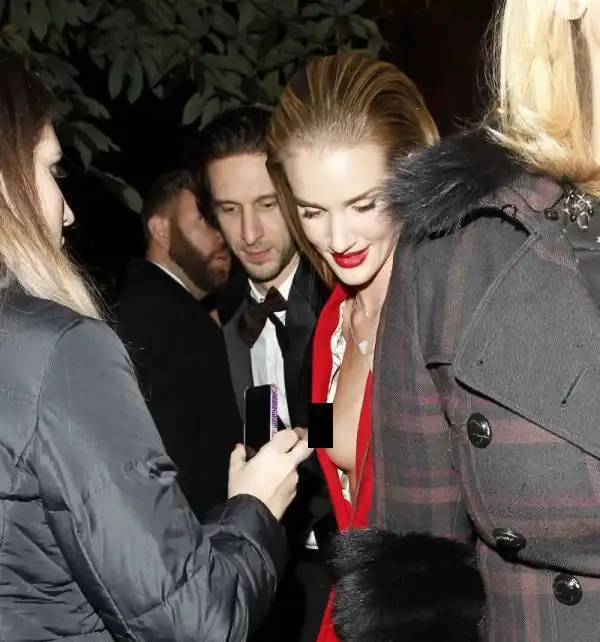 Засвет модели Роузи Хантингтон-Уайтли