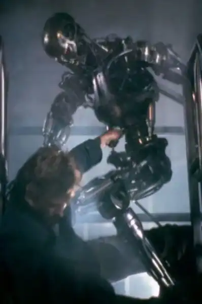 Спецэффекты в кино - картонная магия Терминатора