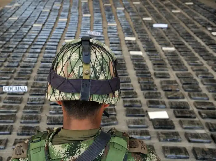 Огромная кокаиновая лаборатория