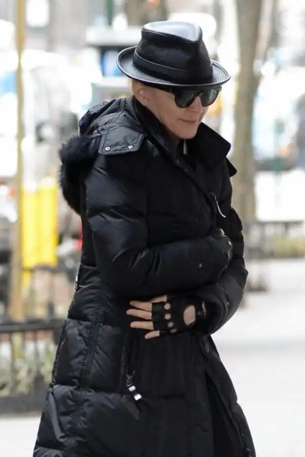 Загадка дня. Что за знаменитость на фото?