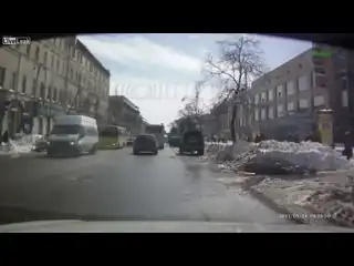 Лавина посреди города