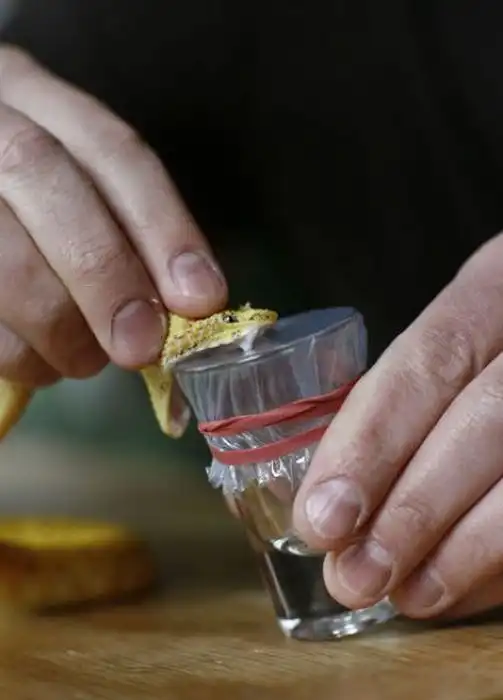 Как сделать свой организм невосприимчивым к ядам змей