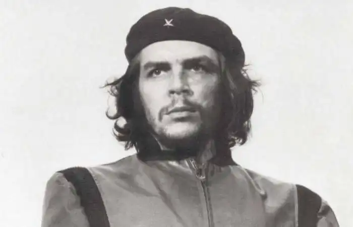 Попробуйте узнать этих двух знаменитых мужчин