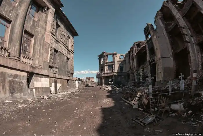 Сталинград времен войны - очень реалистичные декорации