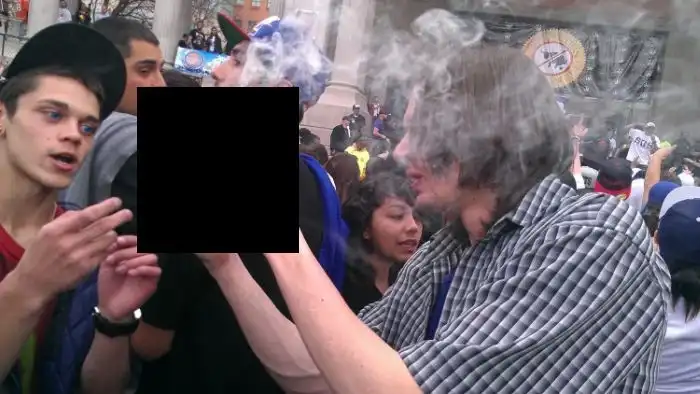 Полиция конфисковала косяк с весом в 800 грамм