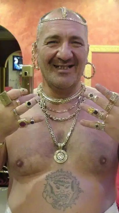 Житель Румынии, который резко разбогател