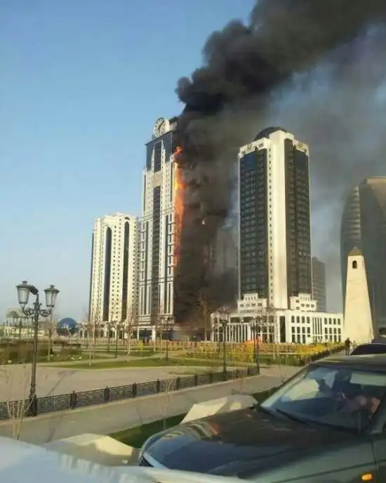 Пожар в элитной высотке "Грозный-Сити"